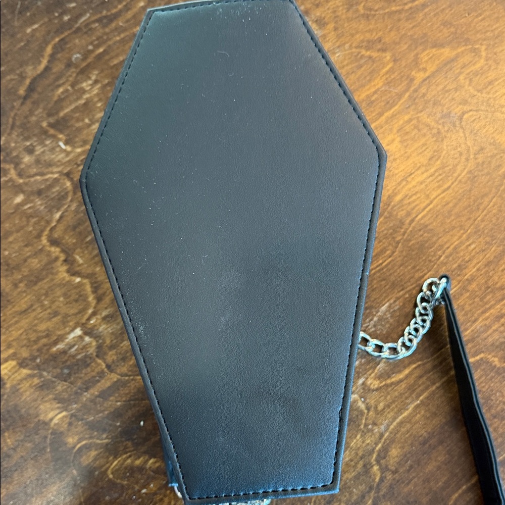 Coffin Cross Velvet Accent Shoulder Bag - Black - Picture 6 of 6